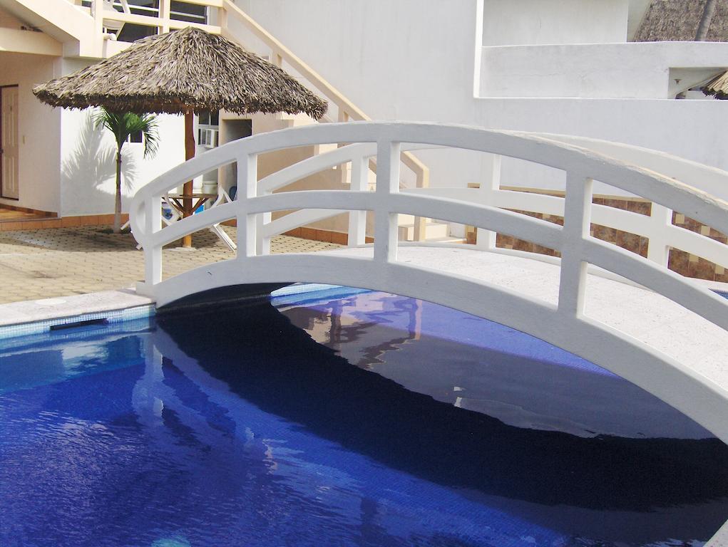 Hotel Albatros Manzanillo Extérieur photo