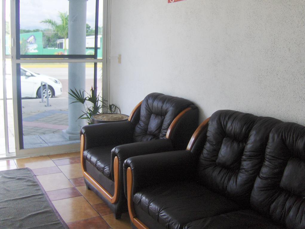 Hotel Albatros Manzanillo Extérieur photo