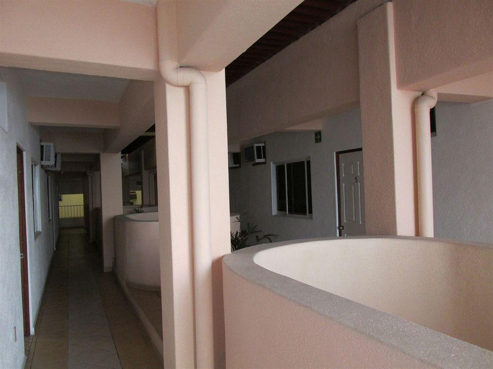 Hotel Albatros Manzanillo Extérieur photo